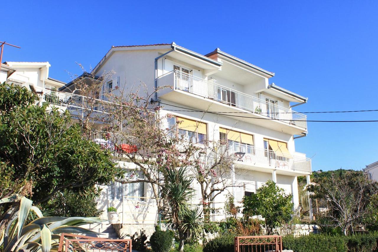 Apartments With A Parking Space Sumpetar, Omis - 9436 Экстерьер фото